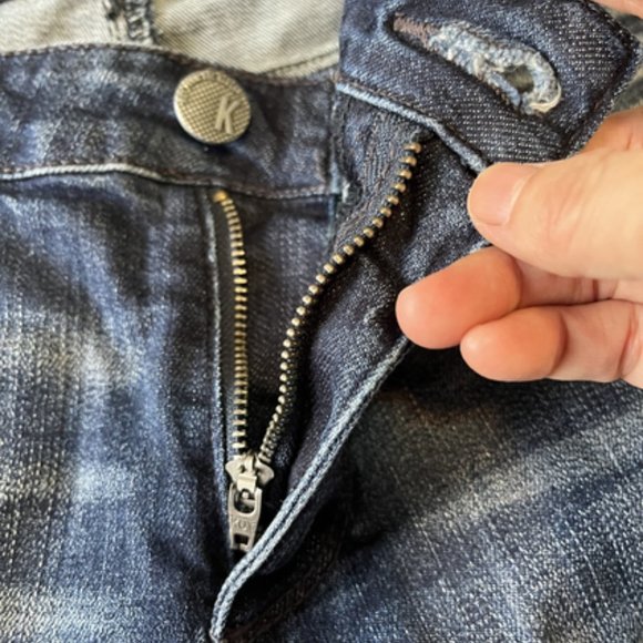 Kut Women's Cropped Jeans with stretch size 6 - Picture 2 of 6